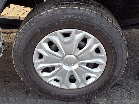 Used 2024 Ford Transit 250 Low Roof w/ Exterior Upgrade Package image 8