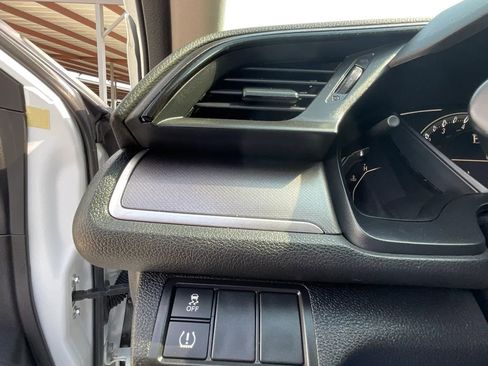 Used 2017 Honda Civic LX image 40