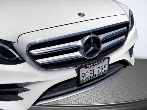 Used 2019 Mercedes-Benz E 300 w/ Premium 1 Package image 28