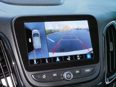 Used 2023 Chevrolet Equinox RS w/ RS Leather Package image 31