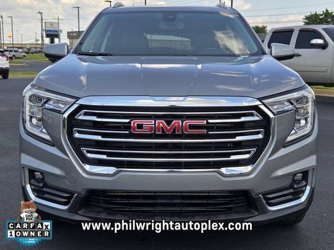 Used 2024 GMC Terrain SLT AWD/4WD image 8