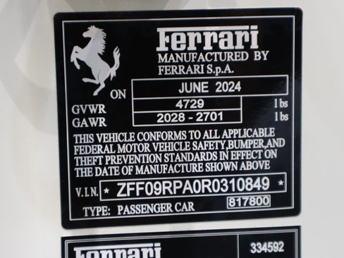 Certified 2024 Ferrari Roma Spider image 38