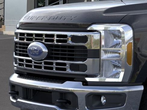 New 2026 Ford F250 XLT AWD/4WD image 17