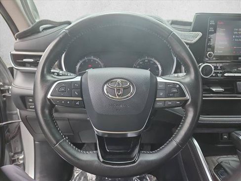 Used 2020 Toyota Highlander Limited AWD/4WD image 14
