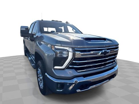 Used 2025 Chevrolet Silverado 2500 LTZ w/ LTZ Premium Package image 1