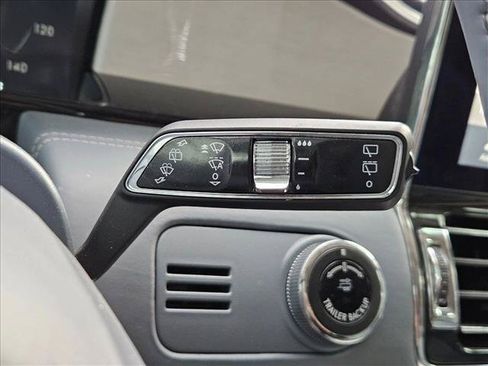 Used 2019 Lincoln Navigator Black Label AWD/4WD image 23