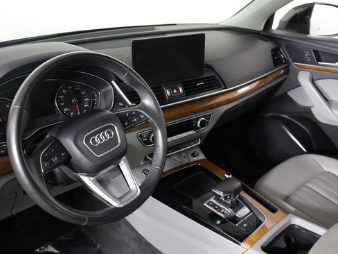 Used 2023 Audi Q5 2.0T Premium w/ Convenience Package AWD/4WD image 29