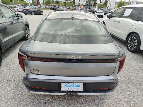 Used 2025 Kia K4 FWD image 8