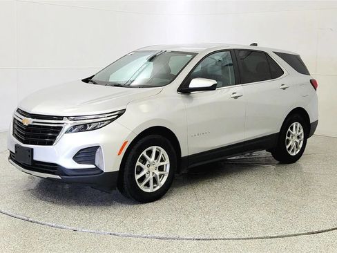 Used 2022 Chevrolet Equinox LT FWD image 3