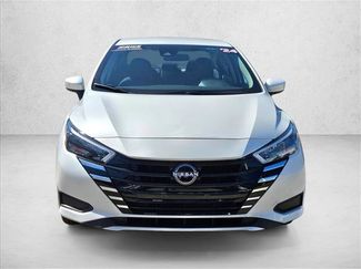 Used 2025 Nissan Versa SV video 2