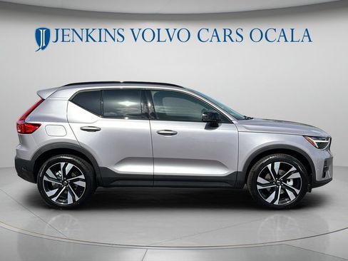 New 2026 Volvo XC40 B5 Plus w/ Climate Package AWD/4WD image 2