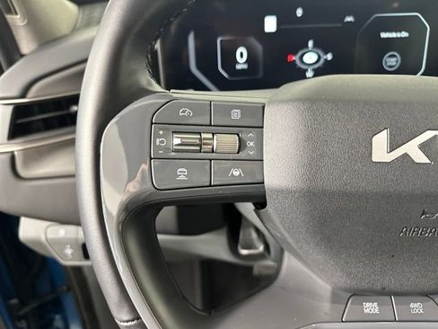 Used 2024 Kia EV9 Wind image 15