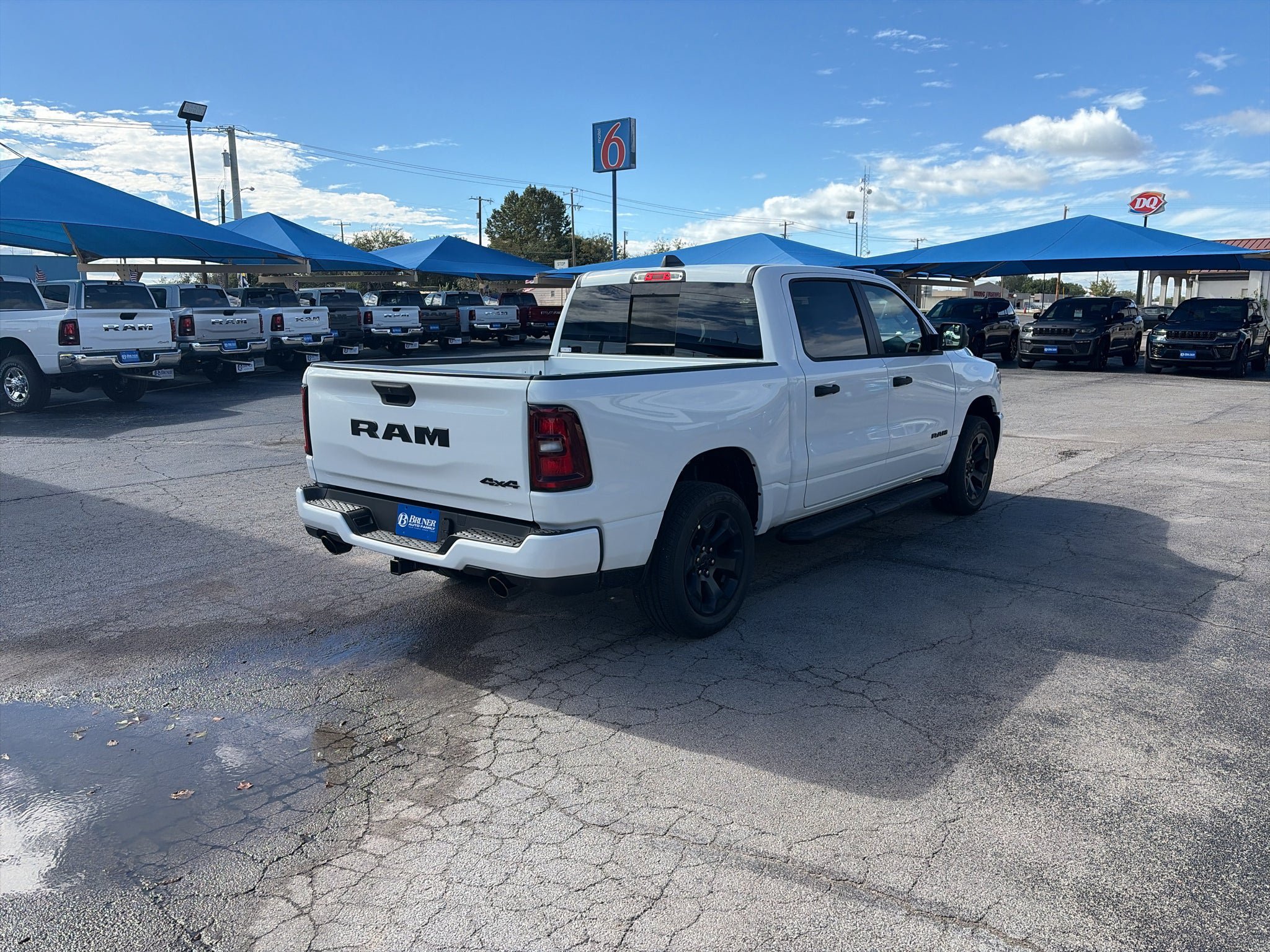 New 2027 RAM 1500 Express AWD/4WD image 5