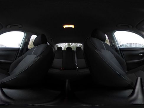 Used 2025 Nissan Sentra SV image 40