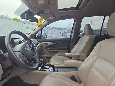 Used 2019 Honda Ridgeline RTL-E image 11