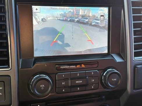 Used 2018 Ford F150 XLT w/ Equipment Group 302A Luxury image 11