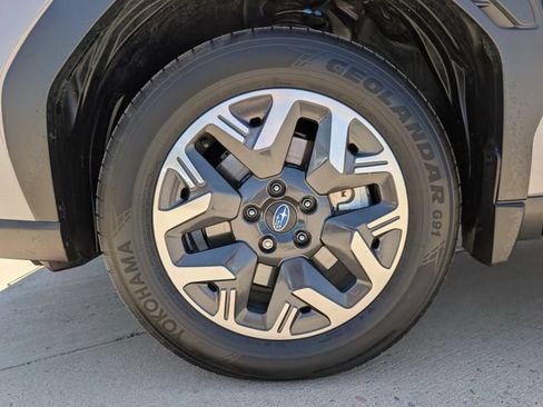 Certified 2026 Subaru Forester Premium w/ Base/Premium Package AWD/4WD image 12
