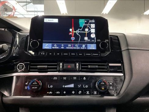 Used 2023 Nissan Pathfinder Platinum w/ Cargo Package AWD/4WD image 31