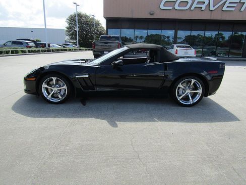 Used 2011 Chevrolet Corvette Grand Sport w/ Preferred Equipment Group RWD image 28