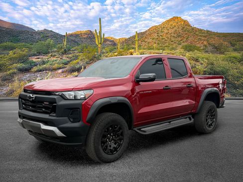 Used 2025 Chevrolet Colorado Trail Boss AWD/4WD image 8