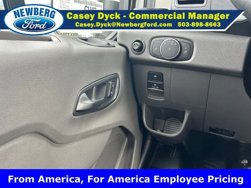 New 2026 Ford Transit 250 148 Medium Roof w/ Load Area Protection Package RWD image 15
