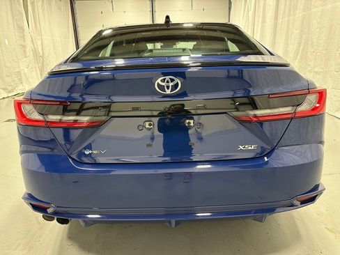 Used 2025 Toyota Camry XSE image 6