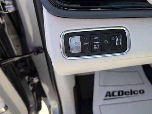 New 2026 Buick Enclave Avenir w/ Super Cruise Package AWD/4WD image 15