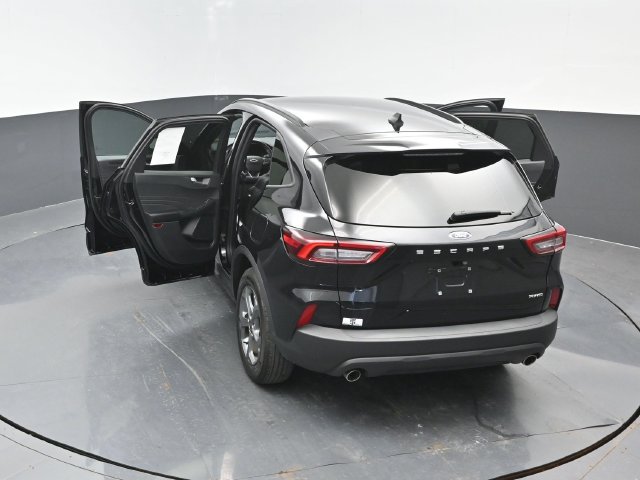 Certified 2025 Ford Escape ST-Line AWD/4WD image 24