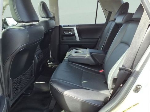 Used 2022 Toyota 4Runner Limited AWD/4WD image 22