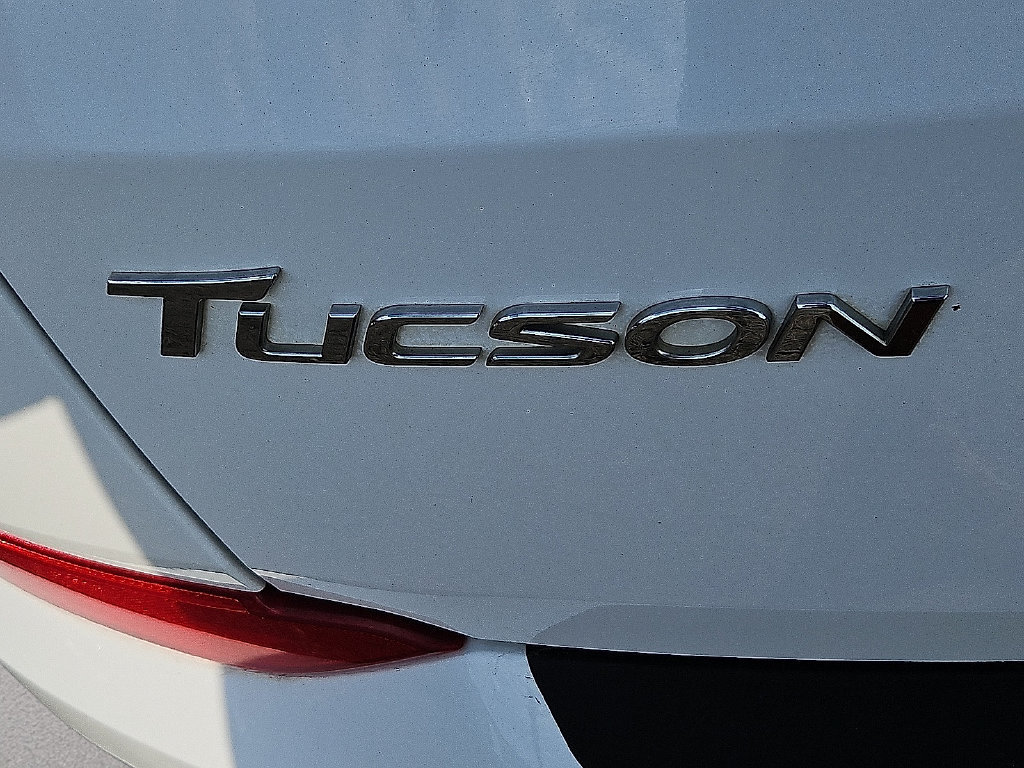 Used 2018 Hyundai Tucson Value AWD/4WD image 14