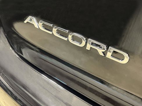 New 2025 Honda Accord SE image 6