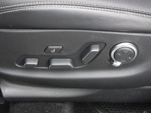 Used 2023 Genesis GV70 2.5T w/ Sport Prestige Package AWD/4WD image 15