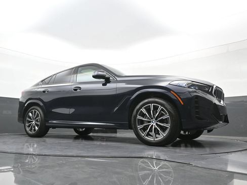 Used 2026 BMW X6 xDrive40i AWD/4WD image 22