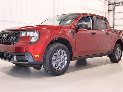 New 2026 Ford Maverick XLT w/ Equipment Group 301A AWD/4WD image 5