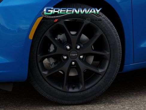 New 2027 Chrysler Pacifica Select FWD image 8