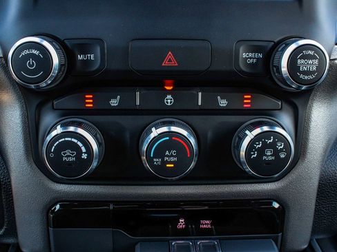 Used 2023 RAM 1500 Big Horn image 22