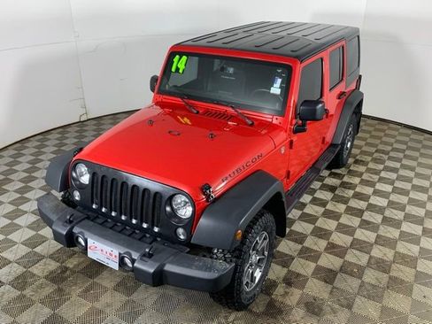 Used 2014 Jeep Wrangler Unlimited Rubicon w/ Connectivity Group image 9