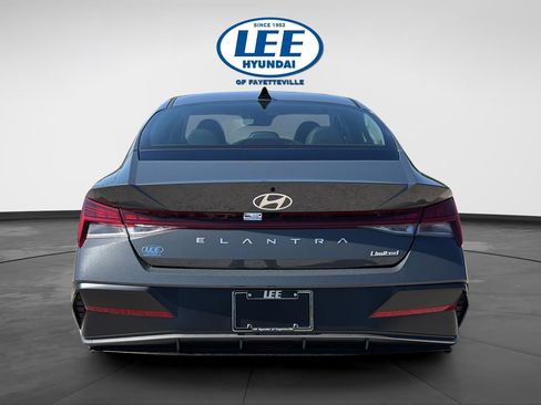 New 2026 Hyundai Elantra Limited FWD image 6