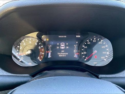 Used 2023 Jeep Compass Sport image 12