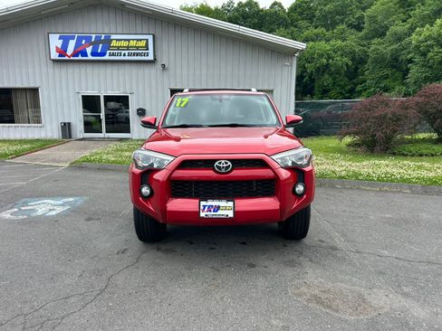 Used 2017 Toyota 4Runner SR5 Premium AWD/4WD image 10