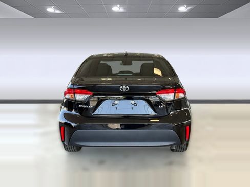 Used 2023 Toyota Corolla LE image 10