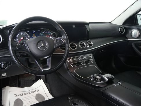 Used 2018 Mercedes-Benz E 300 4MATIC image 16