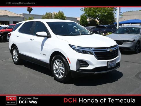 Used 2023 Chevrolet Equinox LT w/ Driver Convenience Package FWD image 3