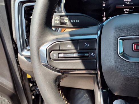 Used 2023 GMC Canyon AT4 AWD/4WD image 15