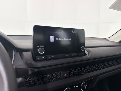 Used 2025 Honda Accord LX image 19