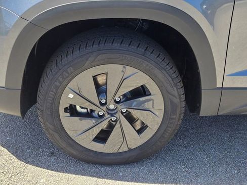 New 2026 Volkswagen Taos S FWD image 11