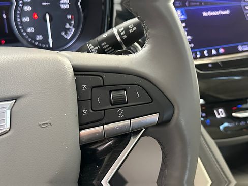 Used 2023 Cadillac XT6 Premium Luxury w/ Technology Package AWD/4WD image 29