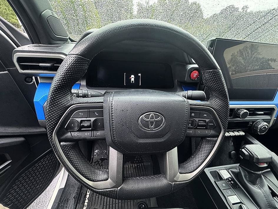 Used 2024 Toyota Tacoma TRD Off-Road w/ TRD Off Road Upgrade Package AWD/4WD image 14