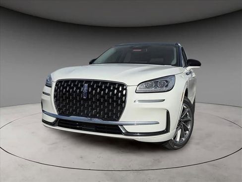 New 2026 Lincoln Corsair Grand Touring w/ Rear Removable Package Tray image 2