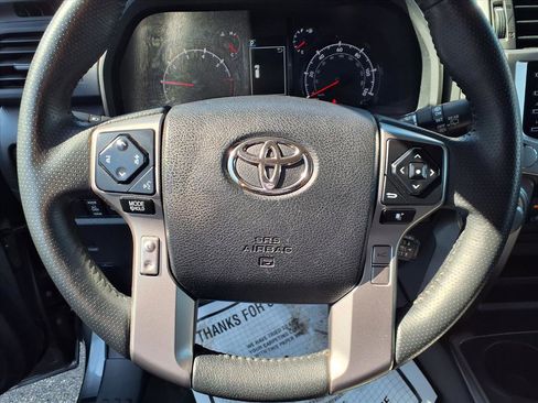 Used 2022 Toyota 4Runner SR5 image 13